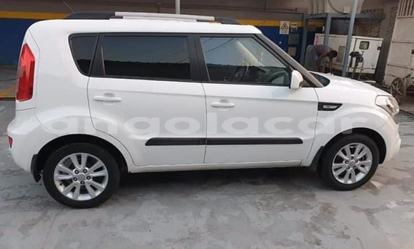 Acheter Occasion Voiture Kia Soul Blanc à Luanda, Province de Luanda Acheter Occasion Voiture Kia Soul Blanc à Luanda, Province de Luanda