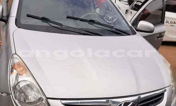 Comprar Usado Hyundai i20 Prata Carro em Luanda em Luanda Province Comprar Usado Hyundai i20 Prata Carro em Luanda em Luanda Province