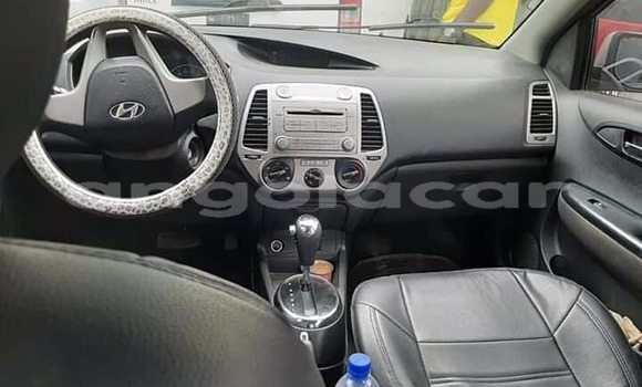 Buy Used Hyundai i20 Silver Car in Luanda in Luanda Province Buy Used Hyundai i20 Silver Car in Luanda in Luanda Province