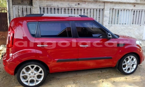 Acheter Occasion Voiture Kia Soul Rouge à Luanda, Province de Luanda