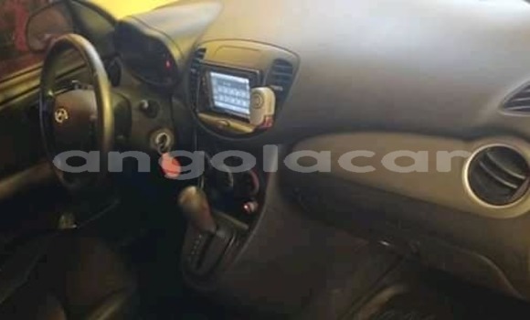 Acheter Occasion Voiture Hyundai i10 Rouge à Luanda, Province de Luanda Acheter Occasion Voiture Hyundai i10 Rouge à Luanda, Province de Luanda