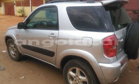 Acheter Occasion Voiture Toyota RAV4 Gris à Luanda, Province de Luanda Acheter Occasion Voiture Toyota RAV4 Gris à Luanda, Province de Luanda