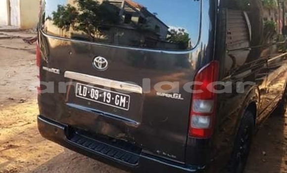 Acheter Occasion Voiture Toyota Grand HiAce Noir à Luanda, Province de Luanda Acheter Occasion Voiture Toyota Grand HiAce Noir à Luanda, Province de Luanda