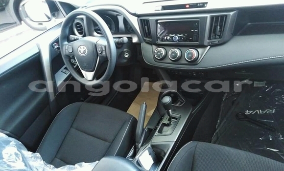 Comprar Novo Toyota RAV4 Branco Carro em Namibe em Namibe Province Comprar Novo Toyota RAV4 Branco Carro em Namibe em Namibe Province