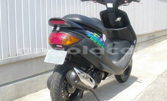 Acheter Occasion Moto Yamaha Jog Autre à Luanda, Province de Luanda Acheter Occasion Moto Yamaha Jog Autre à Luanda, Province de Luanda