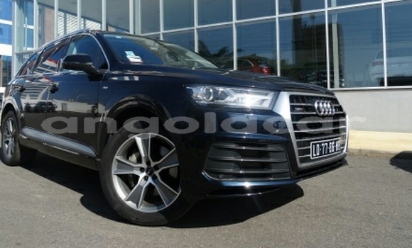 Comprar Usado Audi Q7 Outro Carro em Luena em Moxico