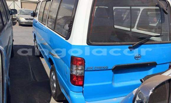 Acheter Neuf Voiture Toyota Hiace Bleu à Luena, Moxico Acheter Neuf Voiture Toyota Hiace Bleu à Luena, Moxico