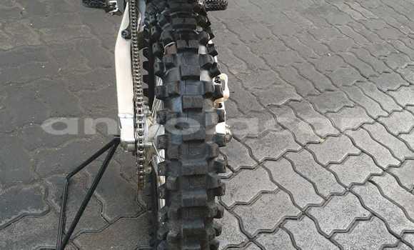 Buy Used Honda CRF Red Bike in Import - Dubai in Bengo Province Buy Used Honda CRF Red Bike in Import - Dubai in Bengo Province