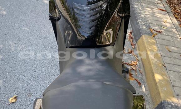 Buy Used Honda CBR Black Bike in Luanda in Luanda Province Buy Used Honda CBR Black Bike in Luanda in Luanda Province