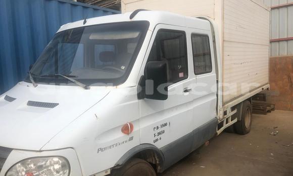 Buy Used Iveco Daily White Truck in Luanda in Luanda Province Buy Used Iveco Daily White Truck in Luanda in Luanda Province
