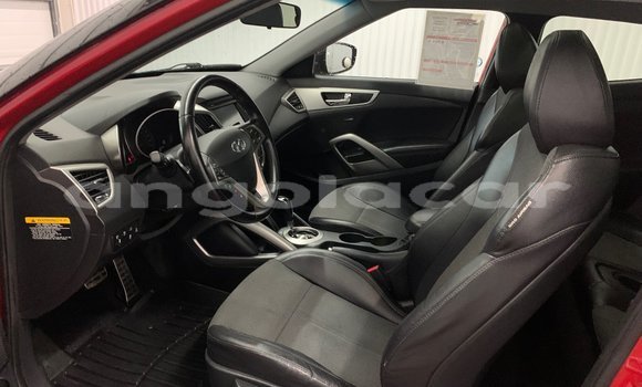 Acheter Occasion Voiture Hyundai Veloster Rouge à Luena, Moxico Acheter Occasion Voiture Hyundai Veloster Rouge à Luena, Moxico