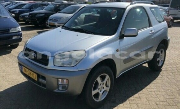 Comprar Usado Toyota RAV4 Outro Carro em Luanda em Luanda Province Comprar Usado Toyota RAV4 Outro Carro em Luanda em Luanda Province
