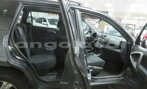 Comprar Usado Toyota RAV4 Outro Carro em Luanda em Luanda Province Comprar Usado Toyota RAV4 Outro Carro em Luanda em Luanda Province