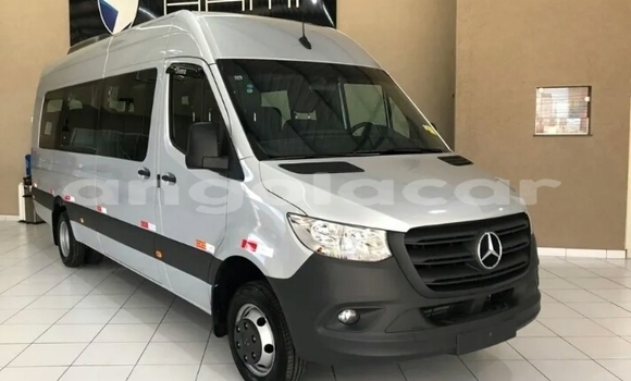 Comprar Usado Mercedes-Benz 190–Series Branco Carro em Luena em Moxico