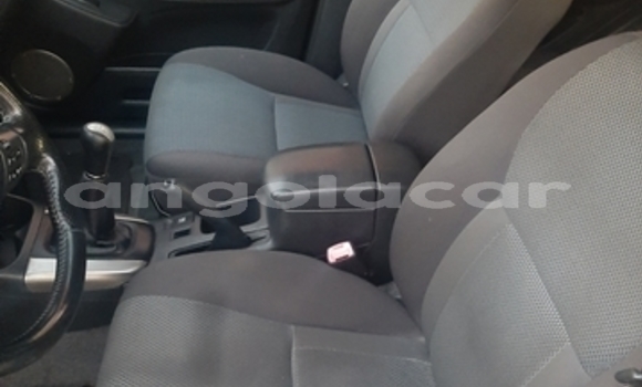 Acheter Occasion Voiture Toyota RAV4 Noir à Luanda, Province de Luanda Acheter Occasion Voiture Toyota RAV4 Noir à Luanda, Province de Luanda