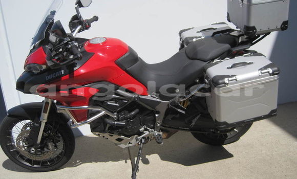 Comprar Importar Ducati Multistrada Vermelho Moto em Luanda em Luanda Province