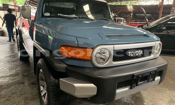 Buy Used Toyota FJ Cruiser Blue Car in Namibe in Namibe Province