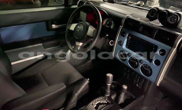 Comprar Usado Toyota FJ Cruiser Azul Carro em Namibe em Namibe Province Comprar Usado Toyota FJ Cruiser Azul Carro em Namibe em Namibe Province