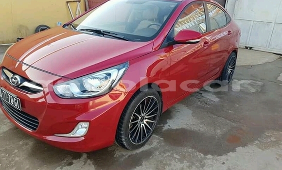 Buy Used Hyundai Accent Red Car in Namibe in Namibe Province Buy Used Hyundai Accent Red Car in Namibe in Namibe Province