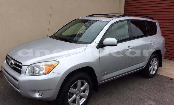 Comprar Usado Toyota RAV4 Outro Carro em Luena em Moxico