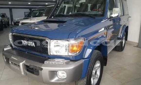 Acheter Neuf Voiture Toyota Land Cruiser Bleu à Luena, Moxico