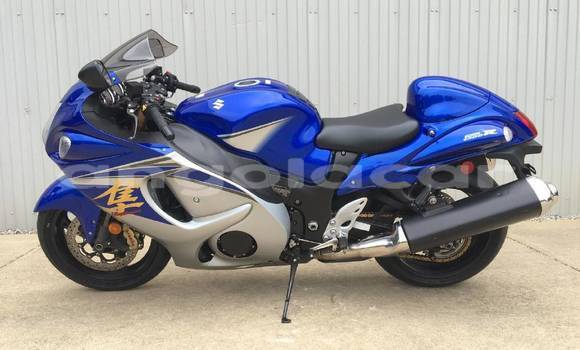 Buy Used Suzuki HAYABUSA Blue Bike in Benguela in Benguela Buy Used Suzuki HAYABUSA Blue Bike in Benguela in Benguela