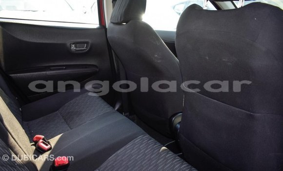 Comprar Importar Toyota Yaris Vermelho Carro em Import - Dubai em Bengo Province Comprar Importar Toyota Yaris Vermelho Carro em Import - Dubai em Bengo Province