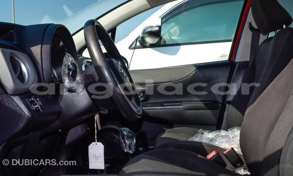 Comprar Importar Toyota Yaris Vermelho Carro em Import - Dubai em Bengo Province Comprar Importar Toyota Yaris Vermelho Carro em Import - Dubai em Bengo Province