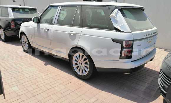 Buy New Land Rover Range Rover White Car in Luena in Moxico Buy New Land Rover Range Rover White Car in Luena in Moxico