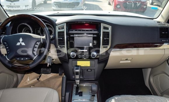Buy Import Mitsubishi Pajero Other Car in Import - Dubai in Bengo Province Buy Import Mitsubishi Pajero Other Car in Import - Dubai in Bengo Province
