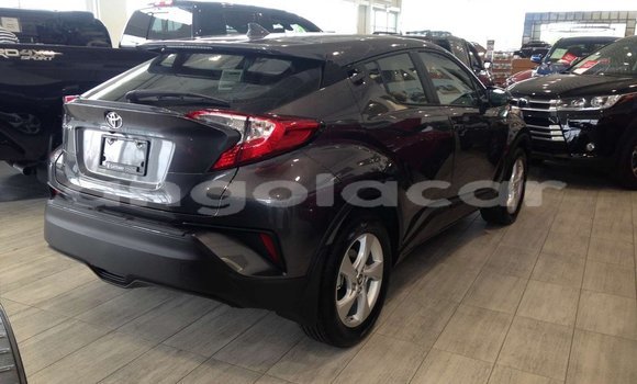 Buy Used Toyota C-HR Black Car in Luena in Moxico Buy Used Toyota C-HR Black Car in Luena in Moxico
