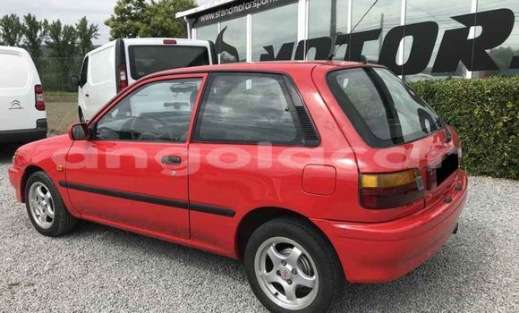 Acheter Occasion Voiture Toyota Starlet Rouge à Luena, Moxico Acheter Occasion Voiture Toyota Starlet Rouge à Luena, Moxico