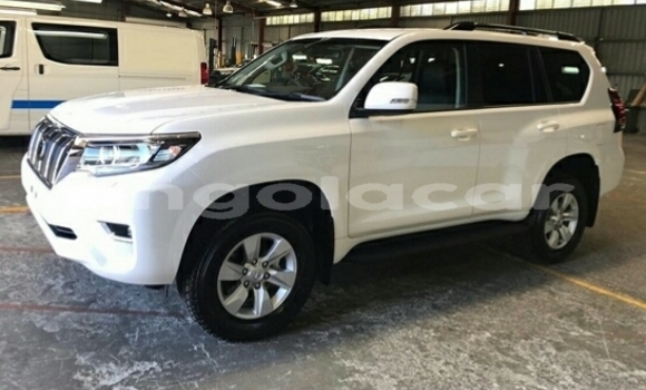 Comprar Usado Toyota Prado Branco Carro em Luena em Moxico