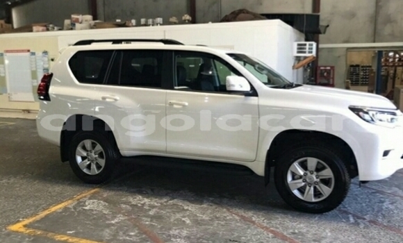 Acheter Occasion Voiture Toyota Prado Blanc à Luena, Moxico Acheter Occasion Voiture Toyota Prado Blanc à Luena, Moxico