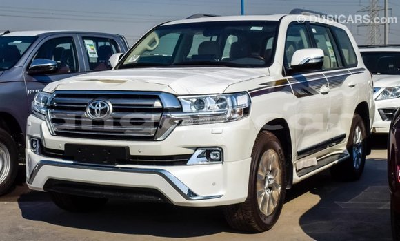 Buy Import Toyota Land Cruiser White Car in Import - Dubai in Bengo Province Buy Import Toyota Land Cruiser White Car in Import - Dubai in Bengo Province