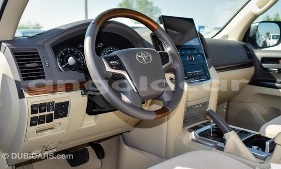 Buy Import Toyota Land Cruiser White Car in Import - Dubai in Bengo Province Buy Import Toyota Land Cruiser White Car in Import - Dubai in Bengo Province