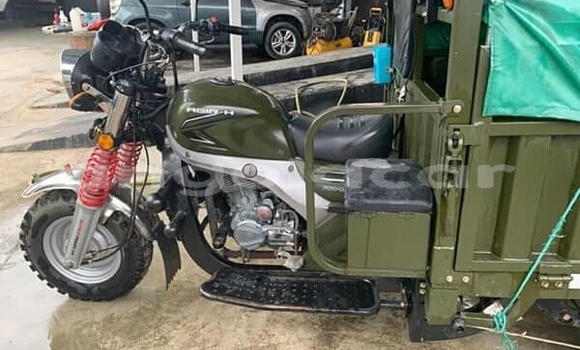 Buy New Yamaha TR3 Green Bike in Caxito in Bengo Buy New Yamaha TR3 Green Bike in Caxito in Bengo