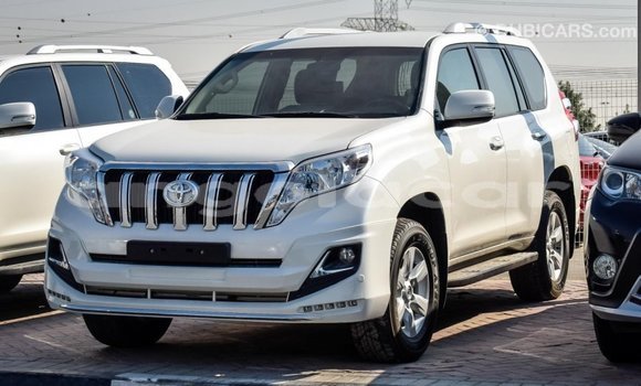 Comprar Importar Toyota Prado Branco Carro em Import - Dubai em Bengo Province Comprar Importar Toyota Prado Branco Carro em Import - Dubai em Bengo Province