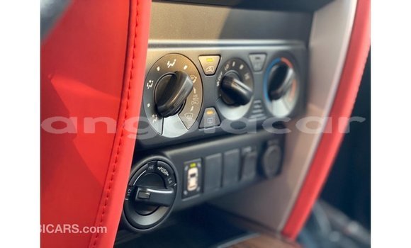 Acheter Import Voiture Toyota Fortuner Blanc à Import - Dubai, Province de Bengo Acheter Import Voiture Toyota Fortuner Blanc à Import - Dubai, Province de Bengo