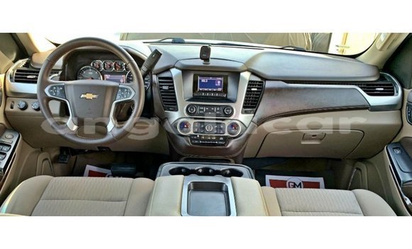 Comprar Importar Chevrolet Tahoe Branco Carro em Import - Dubai em Bengo Province Comprar Importar Chevrolet Tahoe Branco Carro em Import - Dubai em Bengo Province