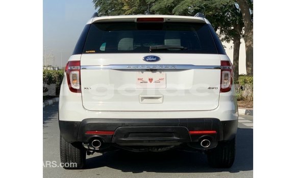 Comprar Importar Ford Explorer Branco Carro em Import - Dubai em Bengo Province Comprar Importar Ford Explorer Branco Carro em Import - Dubai em Bengo Province