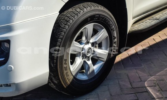 Comprar Importar Toyota Prado Branco Carro em Import - Dubai em Bengo Province Comprar Importar Toyota Prado Branco Carro em Import - Dubai em Bengo Province