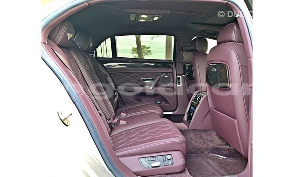 Comprar Importar Bentley Flying Spur Outro Carro em Import - Dubai em Bengo Province Comprar Importar Bentley Flying Spur Outro Carro em Import - Dubai em Bengo Province