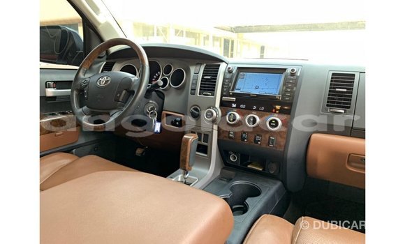 Comprar Importar Toyota Tundra Branco Carro em Import - Dubai em Bengo Province Comprar Importar Toyota Tundra Branco Carro em Import - Dubai em Bengo Province