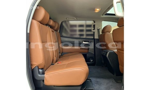 Comprar Importar Toyota Tundra Branco Carro em Import - Dubai em Bengo Province Comprar Importar Toyota Tundra Branco Carro em Import - Dubai em Bengo Province