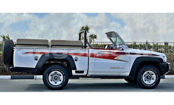 Comprar Importar Nissan Patrol Branco Carro em Import - Dubai em Bengo Province Comprar Importar Nissan Patrol Branco Carro em Import - Dubai em Bengo Province