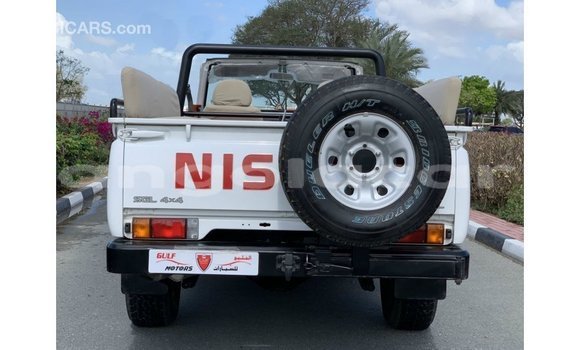 Comprar Importar Nissan Patrol Branco Carro em Import - Dubai em Bengo Province Comprar Importar Nissan Patrol Branco Carro em Import - Dubai em Bengo Province