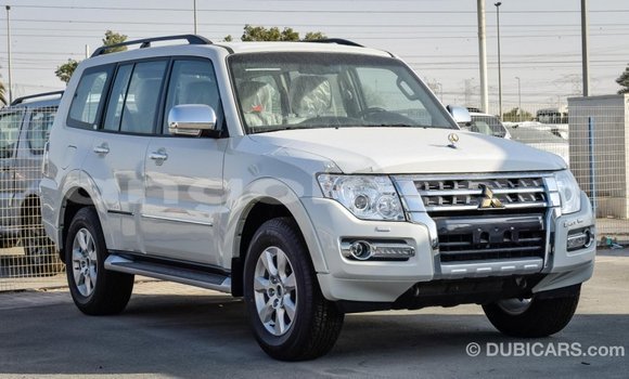 Comprar Importar Mitsubishi Pajero Branco Carro em Import - Dubai em Bengo Province Comprar Importar Mitsubishi Pajero Branco Carro em Import - Dubai em Bengo Province