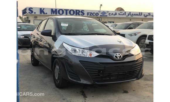 Comprar Importar Toyota Yaris Outro Carro em Import - Dubai em Bengo Province Comprar Importar Toyota Yaris Outro Carro em Import - Dubai em Bengo Province