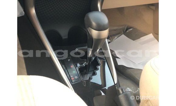 Comprar Importar Toyota Yaris Outro Carro em Import - Dubai em Bengo Province Comprar Importar Toyota Yaris Outro Carro em Import - Dubai em Bengo Province